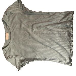 Altar’d State basic lettuce trim crop top